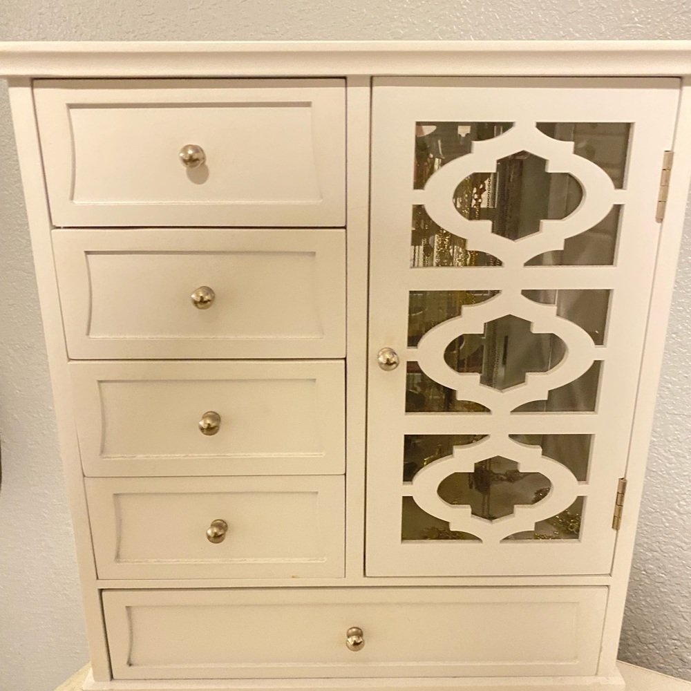 White Jewelry Box